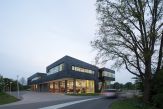 Bekkering_Adams_architecture_architectuur_fire_station_brandweerkazerne_glass_facade_glazen_gevel